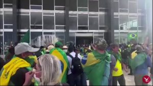 Supporters of Brazil’s far-right former President Jair Bolsonaro on Sunday invad…