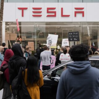 Progressive Radio Host Puts Deranged MAGA Caller In Her Place